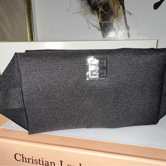 NWT Givenchy Cosmetics Bag - Picture 4 of 8